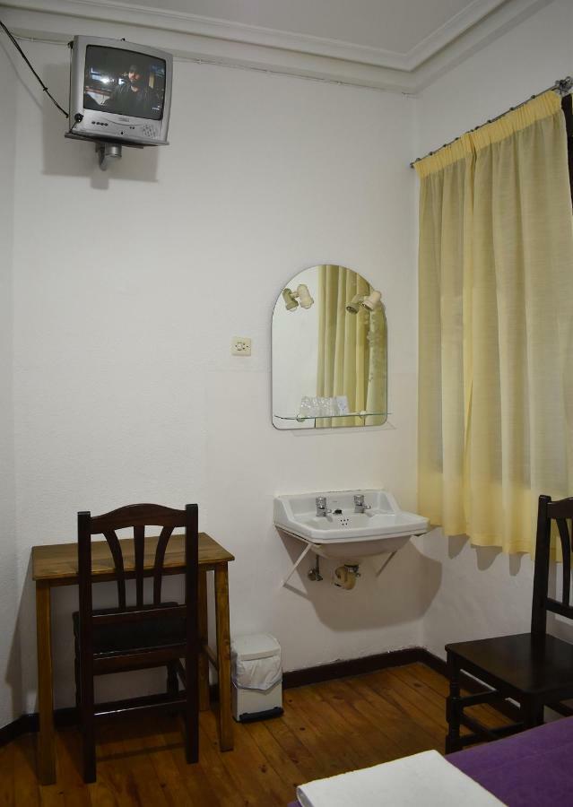 Hotel Hostal Oviedo León Exteriér fotografie