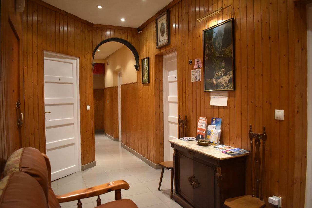 Hotel Hostal Oviedo León Exteriér fotografie