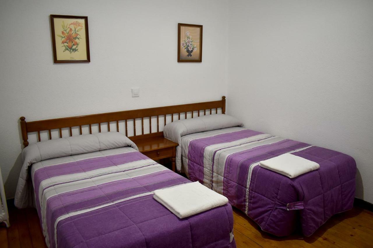Hotel Hostal Oviedo León Exteriér fotografie