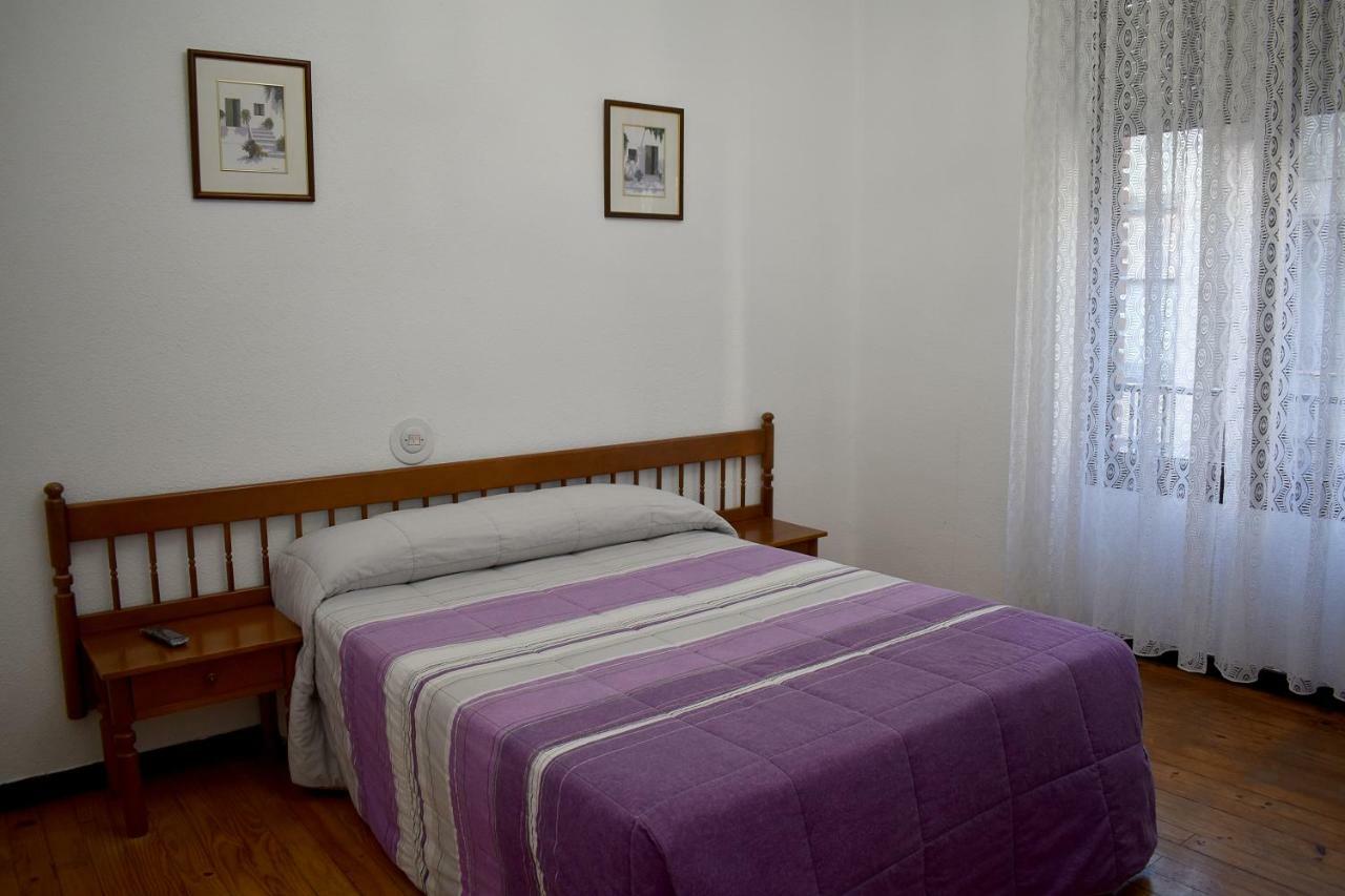 Hotel Hostal Oviedo León Exteriér fotografie
