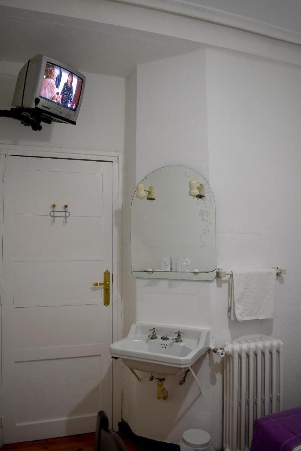 Hotel Hostal Oviedo León Exteriér fotografie